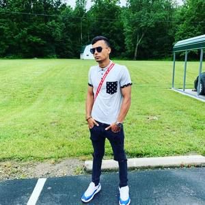 Meet your Posher, Elijah